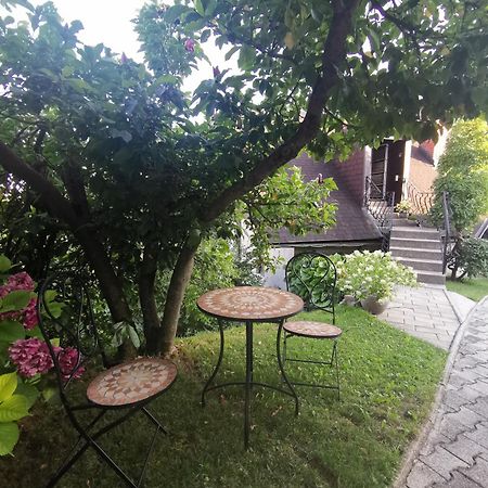 Apartmaji Mak Jesenice Εξωτερικό φωτογραφία