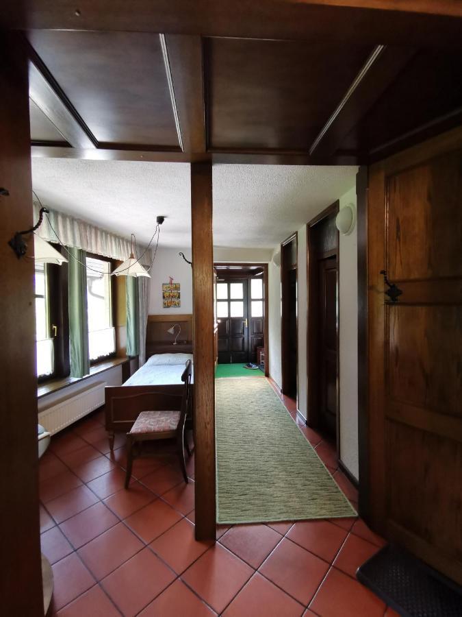 Apartmaji Mak Jesenice Εξωτερικό φωτογραφία