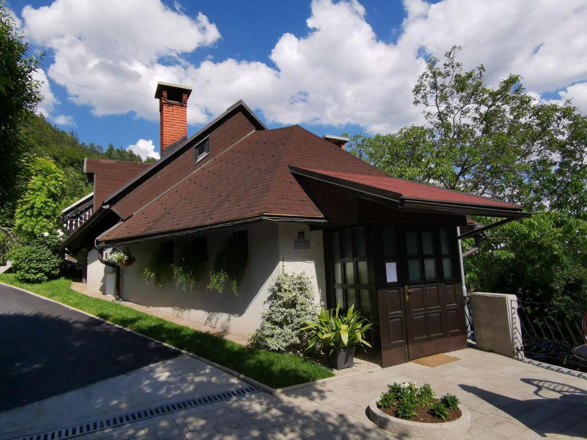 Apartmaji Mak Jesenice Εξωτερικό φωτογραφία