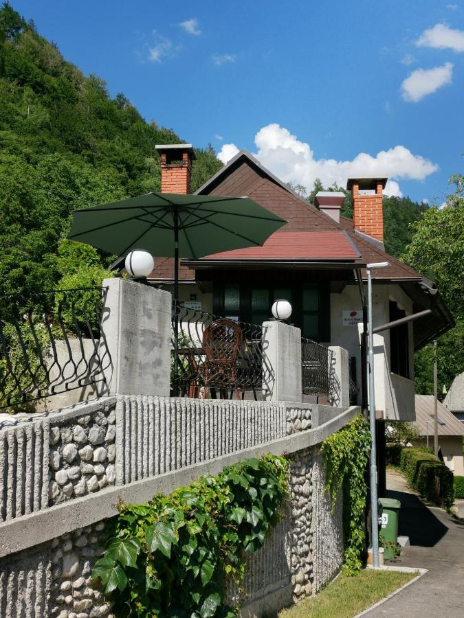 Apartmaji Mak Jesenice Εξωτερικό φωτογραφία