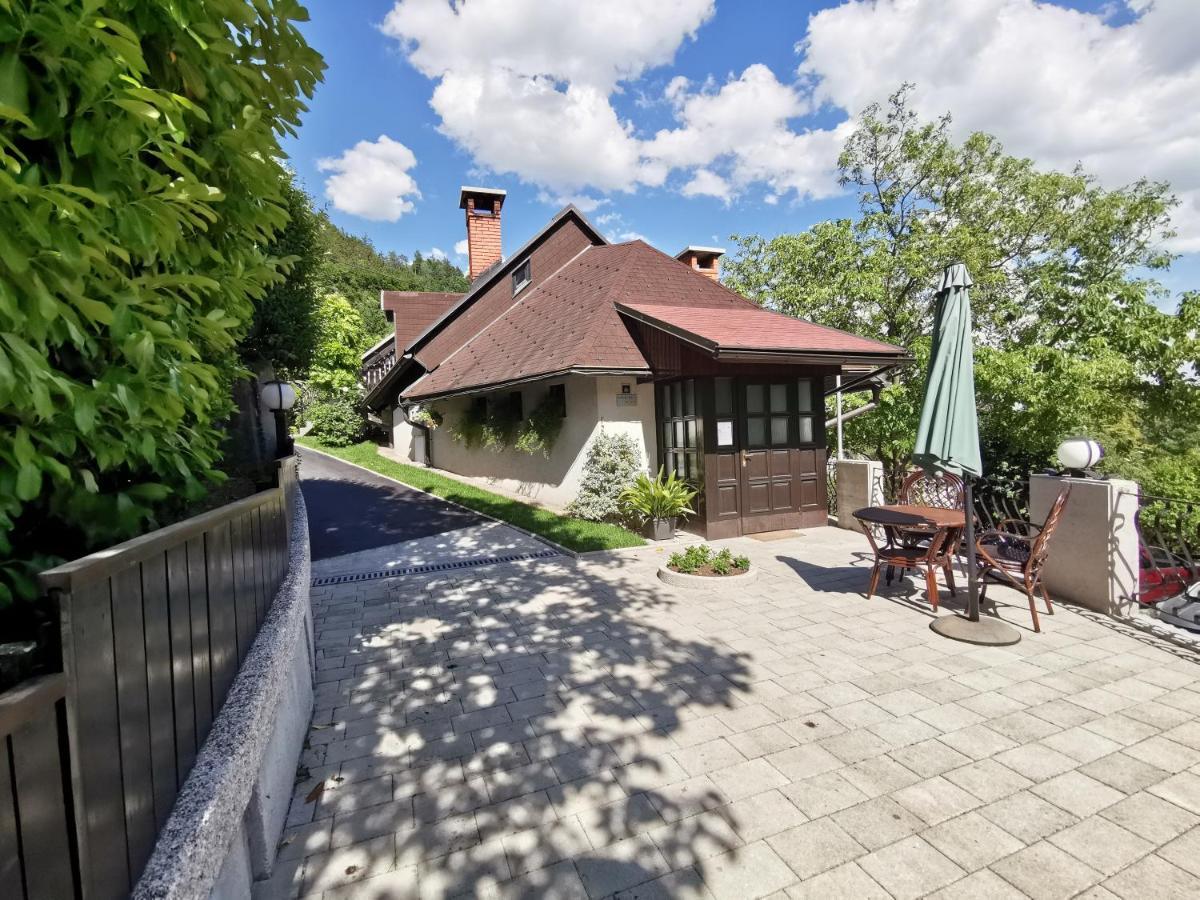 Apartmaji Mak Jesenice Εξωτερικό φωτογραφία
