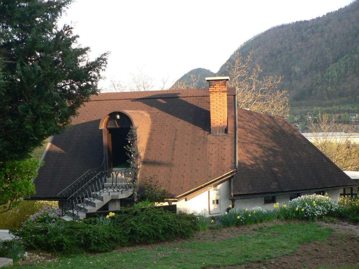 Apartmaji Mak Jesenice Εξωτερικό φωτογραφία